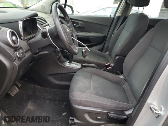 2016 Chevrolet Trax LS with VIN KL7CJKSB3GB754607, listed as a Copart auction lot 50418065 with 104,492 mi miles and Salvage Title. Bid and sale history available at carsss.com. Image 7.