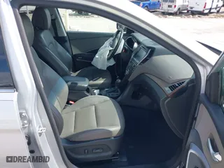 2017 Hyundai Santa Fe Limited Ultimate with VIN KM8SRDHF7HU180527, listed as a IAAI auction lot 41557692 with 89,415 mi miles. Bid and sale history available at carsss.com. Image 5.