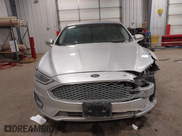 2019 Ford Fusion Titanium with VIN 3FA6P0D9XKR152553, listed as a IAAI auction lot 41603426 with 129,993 mi miles. Bid and sale history available at carsss.com. Image 12.
