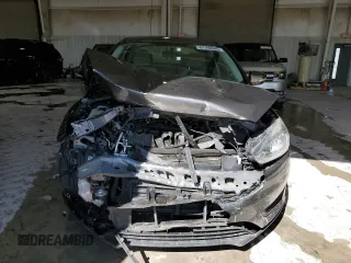 2017 Ford Focus SE with VIN 1FADP3F29HL328797, listed as a Copart auction lot 47746905 with 71,894 mi miles and Salvage Title. Bid and sale history available at carsss.com. Image 5.