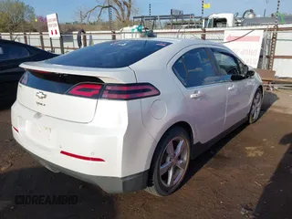 2015 Chevrolet Volt with VIN 1G1RD6E44FU108187, listed as a IAAI auction lot 41891921 with 116,443 mi miles and . Bid and sale history available at carsss.com. Image 4.
