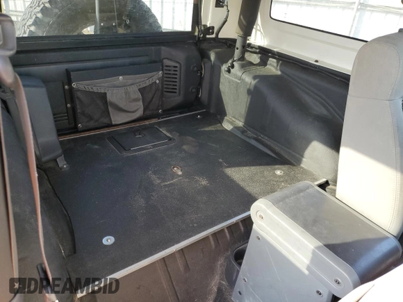 2009 Jeep Wrangler Rubicon with VIN 1J4GA64149L757121, listed as a Copart auction lot 74258934 with 73,241 mi miles and Salvage Title. Bid and sale history available at DreamBid. Image 10.