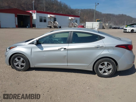 2015 Hyundai Elantra SE с VIN 5NPDH4AE3FH547495, выставлен на аукционе IAAI как лот 41796791 с пробегом 24 035 миль миль и . История ставок и продаж доступна на DreamBid. Изображение 13.