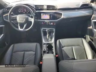 2019 Audi Q3 Premium z VIN WA1AECF34K1076675, wystawiony jako Copart lot #64700065 z przebiegiem 65 725 mil mil oraz Szkoda całkowita • Salvage title. Historia ofert i sprzedaży dostępna na DreamBid. Obrazek 8.