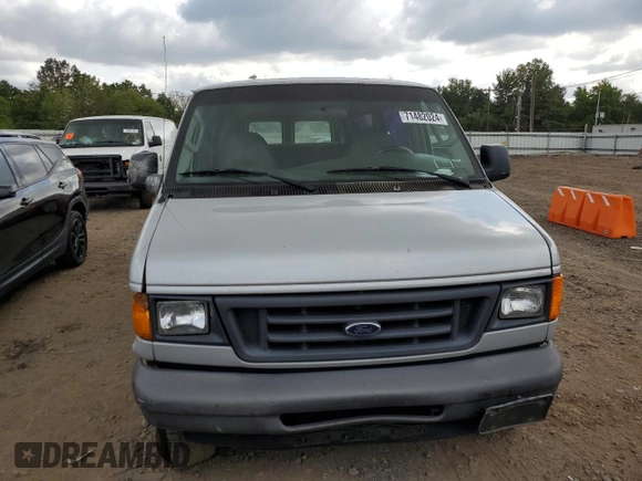 2007 Ford Econoline Passenger XL with VIN 1FBSS31L47DA97398, listed as a Copart auction lot 71482024 with 333,910 mi miles and Salvage title. Bid and sale history available at DreamBid. Image 5.