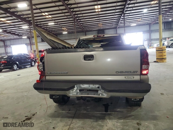 2003 Chevrolet Silverado 1500 LS with VIN 2GCEC19V631300975, listed as a Copart auction lot 41784015 with 0 mi miles and Salvage Title. Bid and sale history available at carsss.com. Image 6.