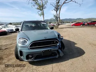 2024 MINI Countryman Cooper S z VIN WMZ53BR0XR3R62734, wystawiony jako Copart lot #49986095 z przebiegiem 11 062 mil mil oraz Szkoda całkowita • Salvage title. Historia ofert i sprzedaży dostępna na DreamBid. Obrazek 12.