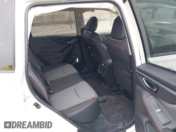 2024 Subaru Forester Sport with VIN JF2SKAGC4RH513972, listed as a IAAI auction lot 41701045 with 29,495 mi miles. Bid and sale history available at carsss.com. Image 8.