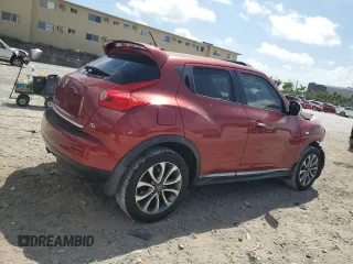 2011 Nissan Juke SV with VIN JN8AF5MR2BT013914, listed as a Copart auction lot 52086285 with 138,561 mi miles and Salvage Title. Bid and sale history available at carsss.com. Image 3.