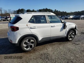 2024 Hyundai Venue SEL with VIN KMHRC8A31RU280227, listed as a Copart auction lot 48854665 with 28,050 mi miles and Salvage Title. Bid and sale history available at DreamBid. Image 3.