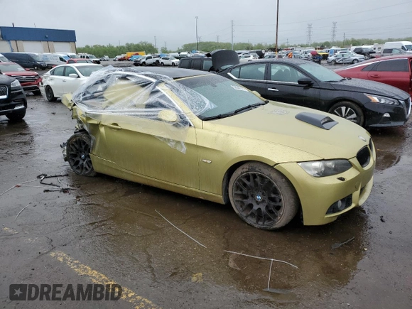 2007 BMW 3 Series 328i z VIN WBAWL13557PX15367, wystawiony jako Copart lot #56542565 z przebiegiem 132 845 mil mil oraz Czysty tytuł • Clean title. Historia ofert i sprzedaży dostępna na DreamBid. Obrazek 4.