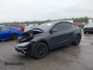 2024 Tesla Model Y с VIN 7SAYGDED5RF046877, выставлен на аукционе IAAI как лот 42237815 с пробегом 45 883 миль миль и . История ставок и продаж доступна на DreamBid. Изображение 17.