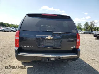 2011 Chevrolet Suburban LTZ with VIN 1GNSKKE38BR271945, listed as a Copart auction lot 68161164 with 199,788 mi miles and Salvage Title. Bid and sale history available at carsss.com. Image 6.