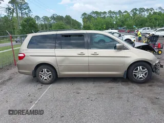 2006 Honda Odyssey EX z VIN 5FNRL38486B405492, wystawiony jako IAAI lot #42351864 z przebiegiem 297 305 mil mil oraz . Historia ofert i sprzedaży dostępna na DreamBid. Obrazek 14.
