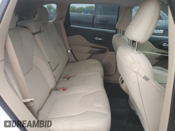2020 Jeep Cherokee Latitude z VIN 1C4PJLCB8LD525489, wystawiony jako Copart lot #59251205 z przebiegiem 60 046 mil mil oraz Szkoda całkowita • Salvage title. Historia ofert i sprzedaży dostępna na DreamBid. Obrazek 11.