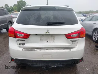 2015 Mitsubishi Outlander GT with VIN 4A4AR4AW5FE049655, listed as a IAAI auction lot 42352679 with 160,393 mi miles and . Bid and sale history available at DreamBid. Image 16.