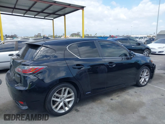 2015 Lexus CT 200h z VIN JTHKD5BH7F2224231, wystawiony jako IAAI lot #42129353 z przebiegiem 148 740 mil mil oraz . Historia ofert i sprzedaży dostępna na DreamBid. Obrazek 14.