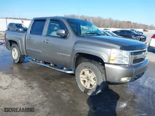 2008 Chevrolet Silverado 1500 LTZ with VIN 3GCEK13M08G164943, listed as a IAAI auction lot 40943708 with 212,496 mi miles. Bid and sale history available at carsss.com. Image 1.