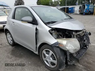2012 Scion iQ с VIN JTNJJXB04CJ017482, выставлен на аукционе Copart как лот 54272985 с пробегом 93 635 миль миль и Списание • Salvage title. История ставок и продаж доступна на DreamBid. Изображение 4.
