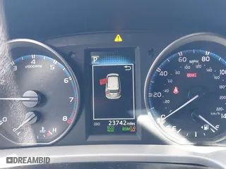 2018 Toyota RAV4 XLE with VIN 2T3RFREV9JW732171, listed as a IAAI auction lot 41921103 with 23,742 mi miles. Bid and sale history available at carsss.com. Image 16.