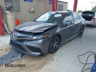2022 Toyota Camry SE with VIN 4T1T11AK6NU639527, listed as a IAAI auction lot 42092828 with 65,420 mi miles and . Bid and sale history available at DreamBid. Image 17.