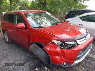 2015 Mitsubishi Outlander SE with VIN JA4AD3A35FZ005812, listed as a IAAI auction lot 42302752 with 165,483 mi miles and . Bid and sale history available at DreamBid. Image 13.