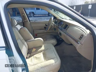 2008 Ford Crown Victoria LX z VIN 2FAFP74V08X132618, wystawiony jako IAAI lot #41436413 z przebiegiem Nie podano mil oraz . Historia ofert i sprzedaży dostępna na DreamBid. Obrazek 5.