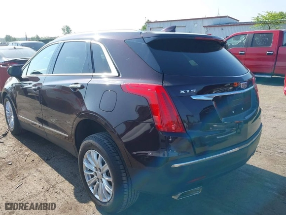 2018 Cadillac XT5 FWD with VIN 1GYKNARS2JZ145570, listed as a IAAI auction lot 39424345 with NaN miles. Bid and sale history available at carsss.com. Image 3.