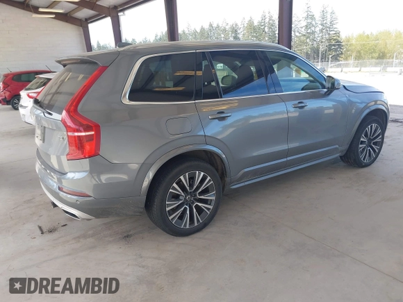 2020 Volvo XC90 Momentum with VIN YV4102PK1L1591863, listed as a IAAI auction lot 42034875 with 90,920 mi miles. Bid and sale history available at carsss.com. Image 4.