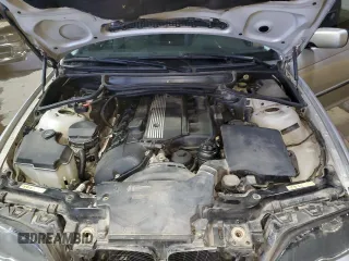 2004 BMW 3 Series 330xi with VIN WBAEW53474PN32727, listed as a Copart auction lot 81827714 with 174,810 mi miles and Clean Title. Bid and sale history available at carsss.com. Image 11.