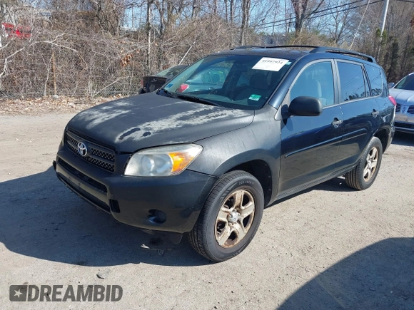 2008 Toyota RAV4 with VIN JTMBD33V385197220, listed as a IAAI auction lot 41997924 with 197,630 mi miles. Bid and sale history available at carsss.com. Image 2.
