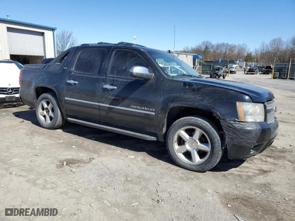 2010 Chevrolet Avalanche LTZ with VIN 3GNVKGE00AG156156, listed as a Copart auction lot 50806785 with 199,287 mi miles and Clean Title. Bid and sale history available at carsss.com. Image 4.