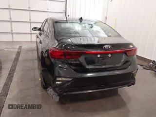 2019 Kia Forte LXS с VIN 3KPF24AD1KE017574, выставлен на аукционе IAAI как лот 42326500 с пробегом 71 630 миль миль и . История ставок и продаж доступна на DreamBid. Изображение 17.