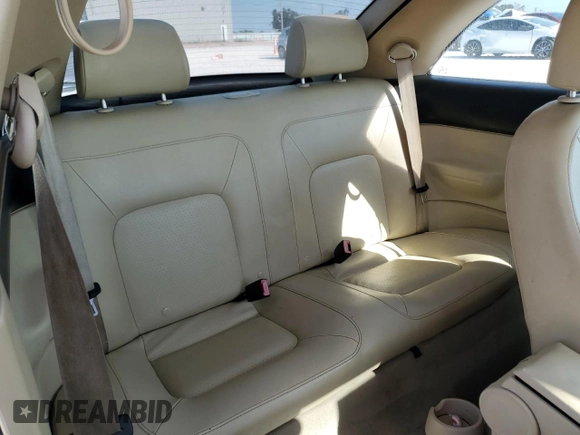 2009 Volkswagen Beetle S с VIN 3VWRW31C79M505010, выставлен на аукционе Copart как лот 73480374 с пробегом 111 349 миль миль и Списание • Salvage title. История ставок и продаж доступна на DreamBid. Изображение 10.