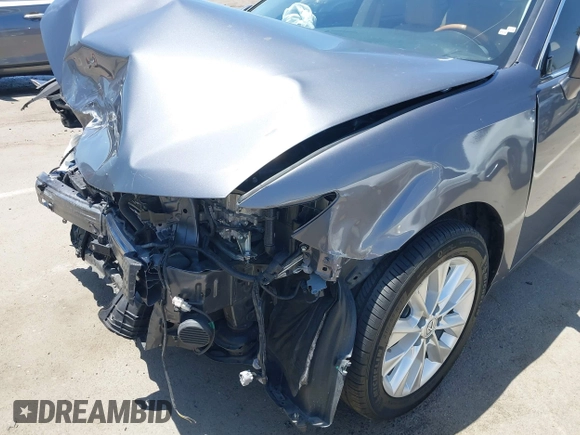 2013 Lexus ES 300h with VIN JTHBW1GG5D2028515, listed as a IAAI auction lot 42374768 with 107,737 mi miles and . Bid and sale history available at DreamBid. Image 18.
