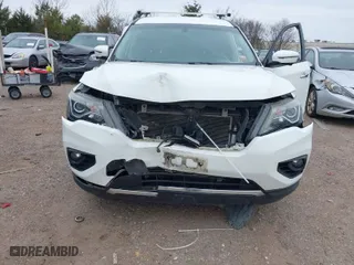 2017 Nissan Pathfinder S with VIN 5N1DR2MN0HC623634, listed as a IAAI auction lot 41592673 with 193,838 mi miles. Bid and sale history available at carsss.com. Image 6.