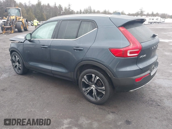 2020 Volvo XC40 Inscription z VIN YV4162UL9L2264634, wystawiony jako IAAI lot #41717331 z przebiegiem 36 243 mil mil oraz . Historia ofert i sprzedaży dostępna na DreamBid. Obrazek 3.