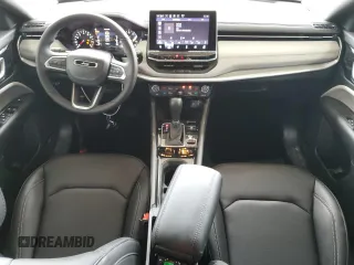 2025 Jeep Compass Limited with VIN 3C4NJDCN0ST593611, listed as a Copart auction lot 62149605 with 1,765 mi miles and Clean title. Bid and sale history available at DreamBid. Image 8.