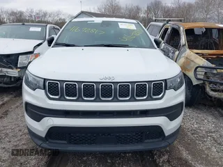 2023 Jeep Compass Sport with VIN 3C4NJDAN6PT512279, listed as a IAAI auction lot 41692817 with 136,696 mi miles and . Bid and sale history available at DreamBid. Image 12.
