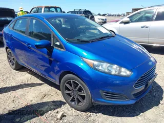 2018 Ford Fiesta SE z VIN 3FADP4BJ3JM140249, wystawiony jako IAAI lot #42311670 z przebiegiem Nie podano mil oraz . Historia ofert i sprzedaży dostępna na DreamBid. Obrazek 1.