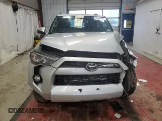 2019 Toyota 4Runner SR5 с VIN JTEZU5JR0K5206037, выставлен на аукционе Copart как лот 67042064 с пробегом Не указан миль и На запчасти • Non repairable. История ставок и продаж доступна на DreamBid. Изображение 5.