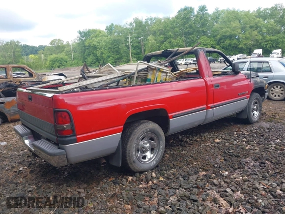 1998 Dodge 1500 z VIN 1B7HC16Y2WS732446, wystawiony jako IAAI lot #42320958 z przebiegiem Nie podano mil oraz . Historia ofert i sprzedaży dostępna na DreamBid. Obrazek 4.