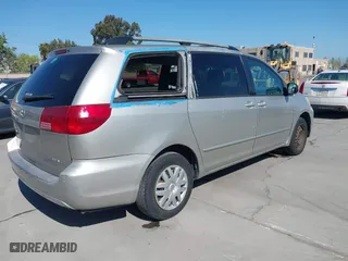 2004 Toyota Sienna CE with VIN 5TDZA23CX4S210033, listed as a IAAI auction lot 42086059 with 271,521 mi miles. Bid and sale history available at carsss.com. Image 4.