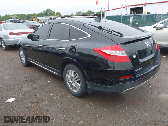 2013 Honda Crosstour EX-L z VIN 5J6TF3H59DL005399, wystawiony jako IAAI lot #42314884 z przebiegiem 213 287 mil mil oraz . Historia ofert i sprzedaży dostępna na DreamBid. Obrazek 3.