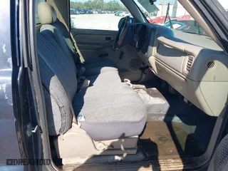 2006 Chevrolet Silverado 1500 Work Truck with VIN 3GCEC14X56G266872, listed as a IAAI auction lot 40881369 with 1 mi miles. Bid and sale history available at carsss.com. Image 5.