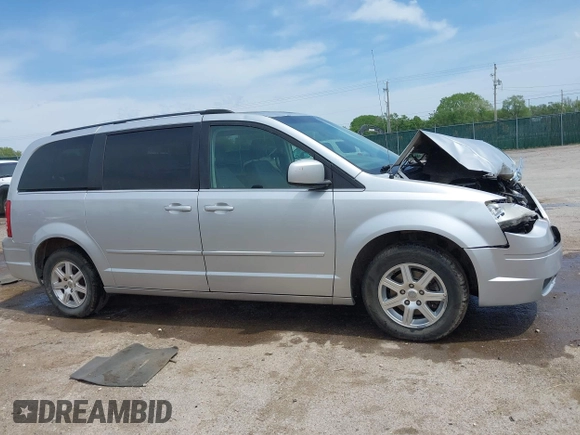 2008 Chrysler Town & Country Touring with VIN 2A8HR54P88R671360, listed as a IAAI auction lot 42104217 with 212,828 mi miles and . Bid and sale history available at DreamBid. Image 13.