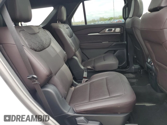 2025 Ford Explorer Platinum with VIN 1FMWK8HC6SGB57457, listed as a Copart auction lot 53721195 with 4,956 mi miles and Salvage title. Bid and sale history available at DreamBid. Image 11.