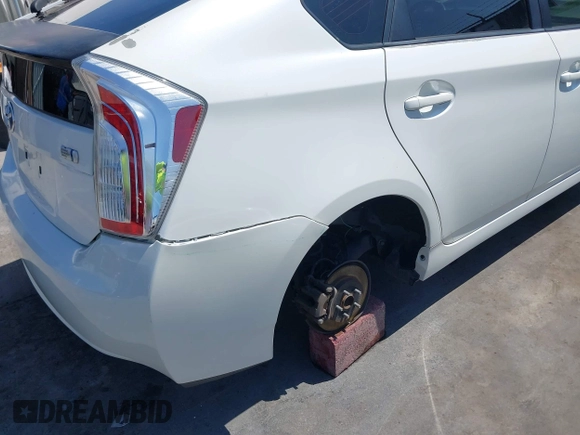 2015 Toyota Prius Four with VIN JTDKN3DU8F1984106, listed as a IAAI auction lot 42676087 with 54,956 mi miles and . Bid and sale history available at DreamBid. Image 6.