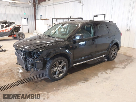 2016 Dodge Journey Crossroad Plus z VIN 3C4PDCGB6GT107739, wystawiony jako IAAI lot #41973252 z przebiegiem 142 713 mil mil oraz . Historia ofert i sprzedaży dostępna na DreamBid. Obrazek 2.