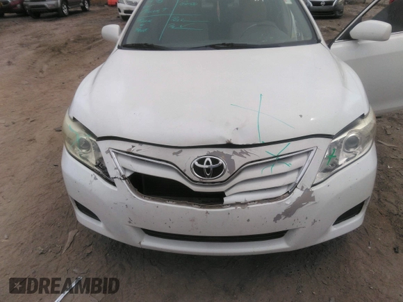 2011 Toyota Camry LE z VIN 4T1BF3EK9BU656806, wystawiony jako IAAI lot #41792844 z przebiegiem 163 634 mil mil oraz . Historia ofert i sprzedaży dostępna na DreamBid. Obrazek 6.